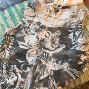 ALLURA/ White & Black floral  stretch tank/L